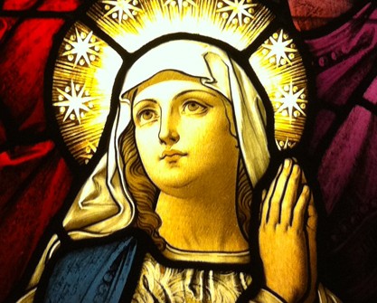 https://arquimedia.s3.amazonaws.com/63/personajes/virgen-maria-vitraljpg.jpg