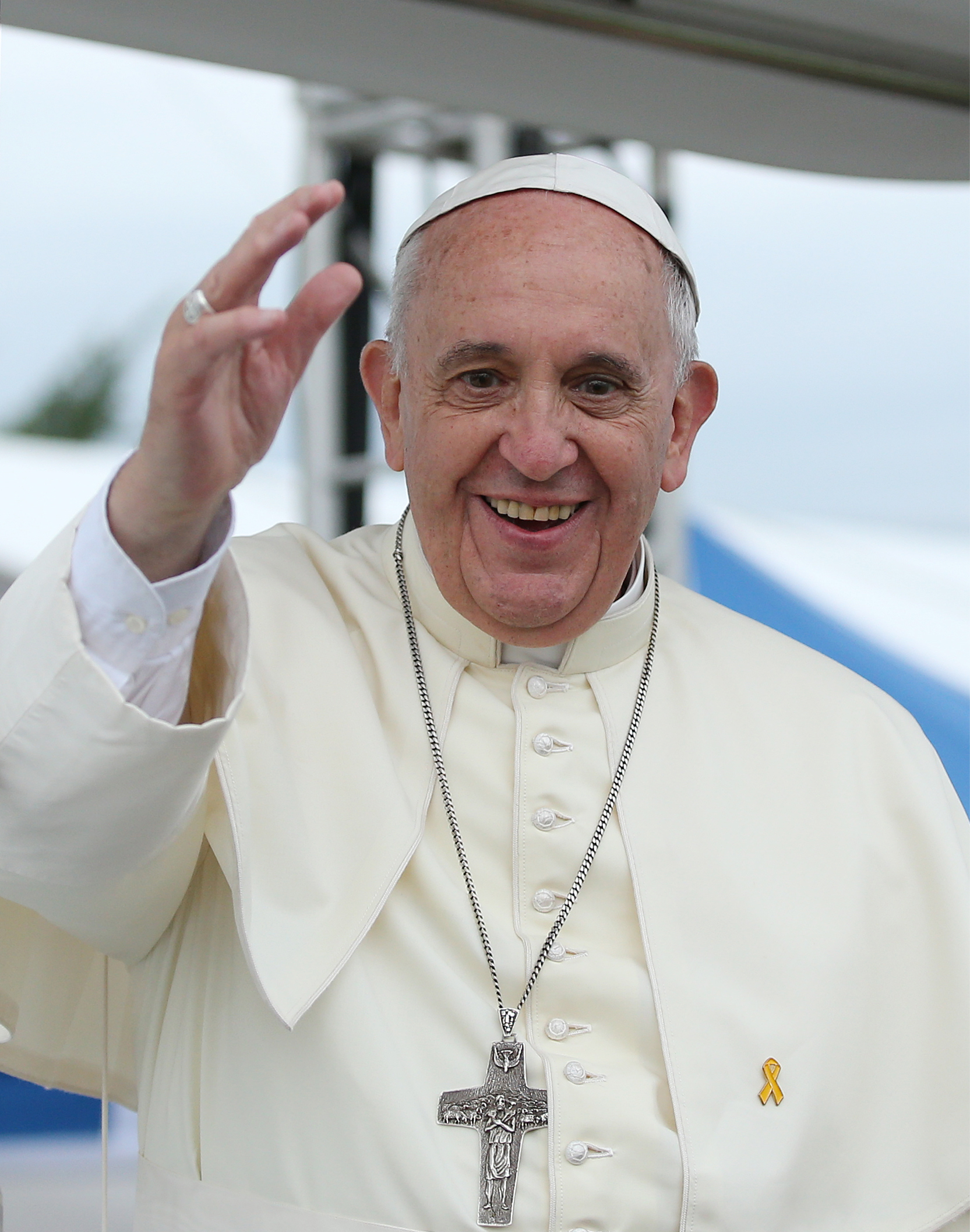 https://arquimedia.s3.amazonaws.com/51/noticias/pope-francis-south-korea-2014png.png